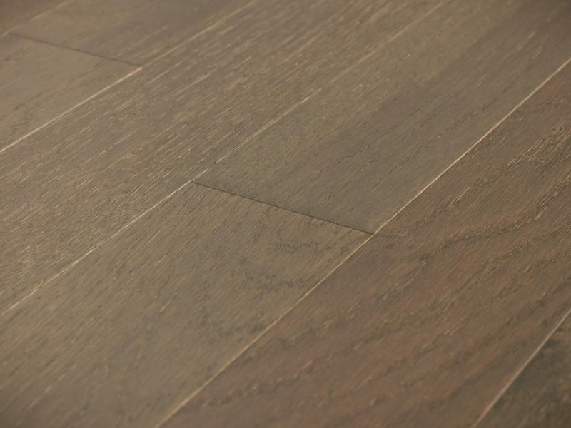 $6.19/sq. ft. ($151.09/Box) Masters Oak "POCKET WATCH" 1/2 x 3 1/2" Engineered Wood Flooring