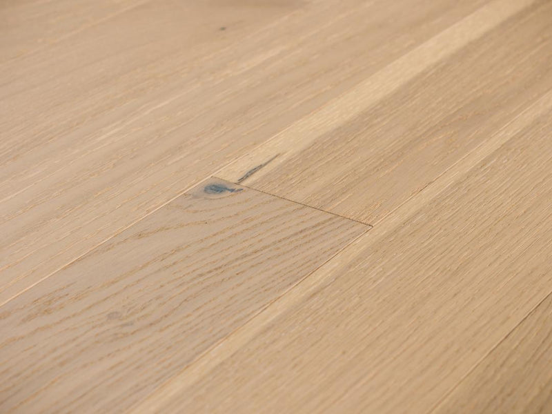 $6.19/sq. ft. ($151.09/Box) Masters Oak "SNOW SHOE" 1/2 x 3 1/2" Engineered Wood Flooring